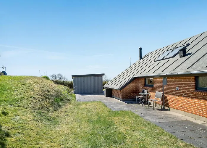 Feriehus Stunning In With Wifi